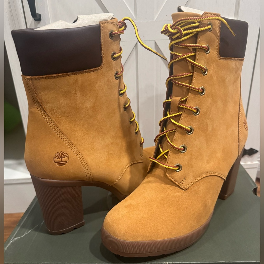 Timberland Camdale Mid-Shaft Boots Women's Wheat 9